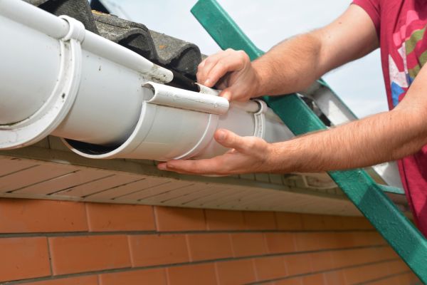 Large Gutter Repair in Smyrna